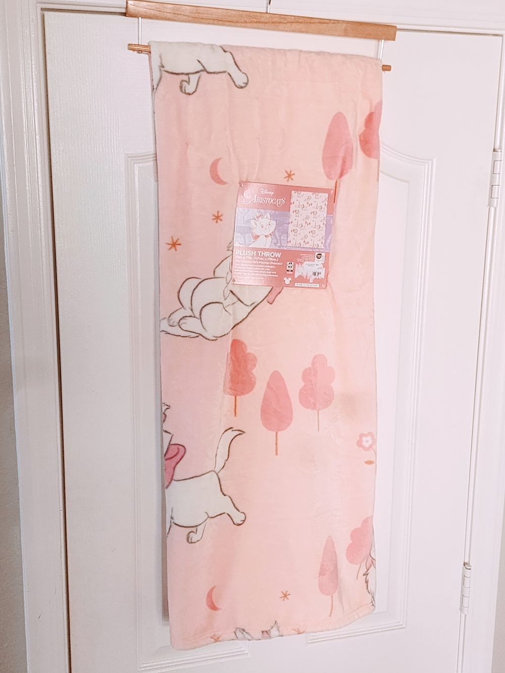 *Brand New* Disney Marie(Aristocats) Pink Plush Throw Blanket